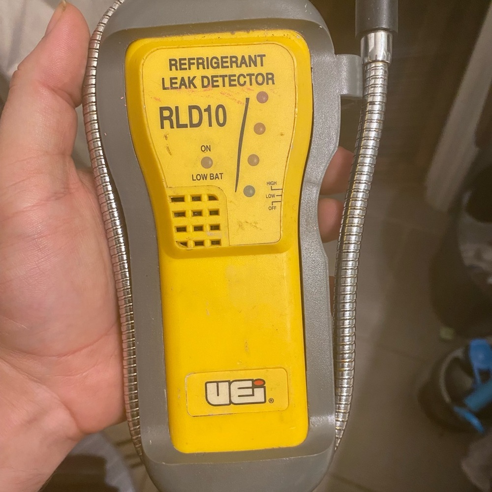 RLd 10 refrigerant leak dector